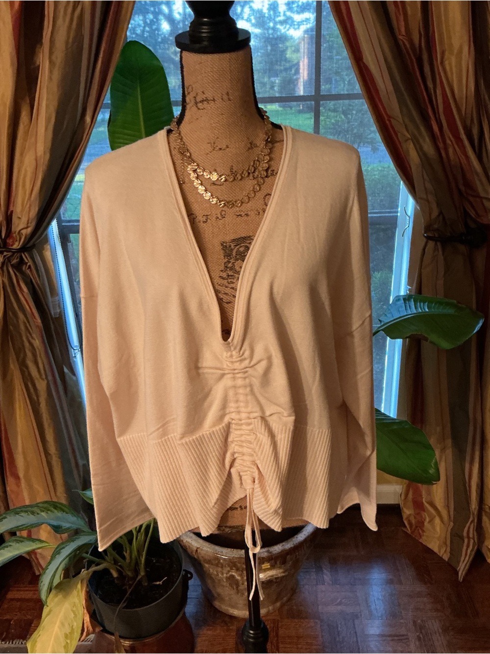 525 America Cream V-Neck Drawstring Ruched Pull on Sweater
